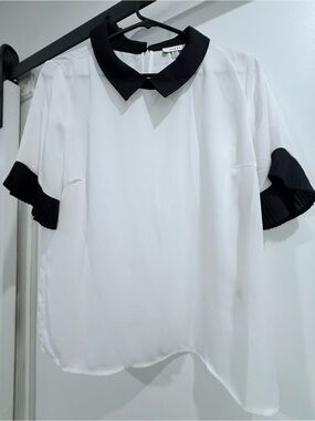 Sioni White Short-Sleeve Button Down Shirt with Black Collar and Cuff Accents
